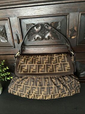 Beautiful Brown Canvas Shoulder Bag